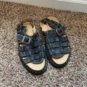 Dr martens fisherman sandals